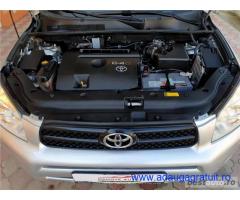 Toyota rav 4,garantie 3 luni,buy back ,rate fixe,motor 2200 tdi,136 cp,4x4