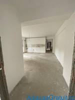 Dezvoltator apartament nou 3 camere Curte 100mp pe str Tepes Voda 92