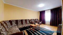 Oferim spre inchiriere, apartament spatios ,3 camere, decomandat,etajul 4 in zona soarelui