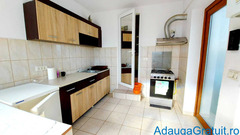 Inchiriez apartament cu 2 camere, model semidecomandat, situat in zona Balcescu - Piata Crucii