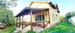 De vanzare, Direct de la proprietar, casa individuala cu 6 camere, situata in Giroc str Barzava