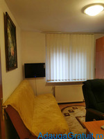 Inchiriez apartament 3 camere in Craiova zona 1 Mai
